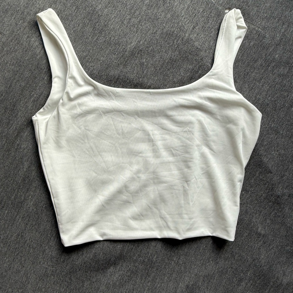 White Square Neck Women's Cropped Tank Top - Picture 3 of 3